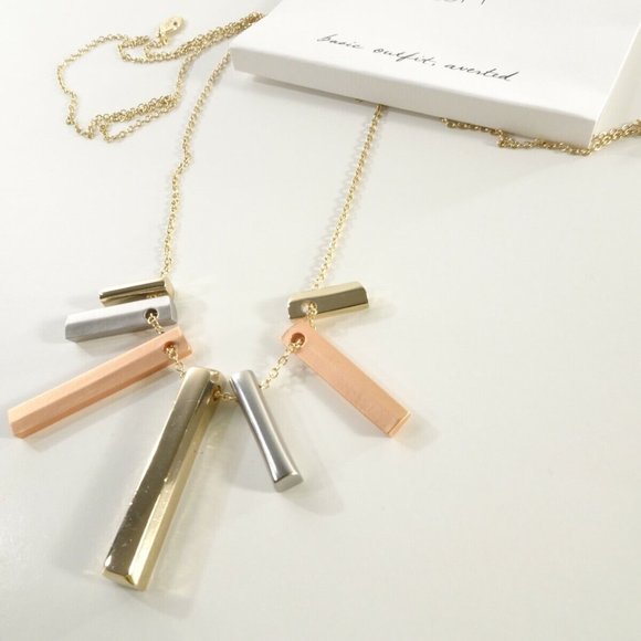 Ann Taylor LOFT Tri Color Stick Metal Bar 3 D Pendant Necklace NWT 59.50 - Picture 6 of 6